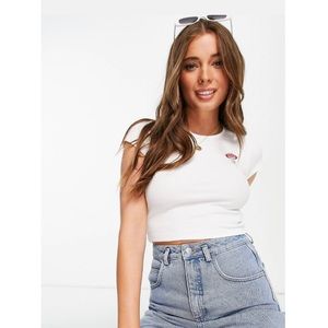 New Look Mushroom Embroidery Shrunken T-shirt in White
